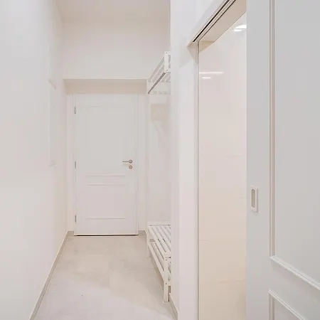 Modern Old Town With Balcony - Walk Everywhere براغ